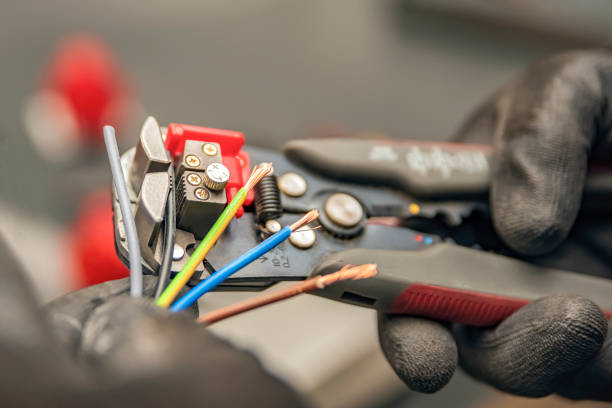 Best Commercial Electrician Services  in Layton, UT